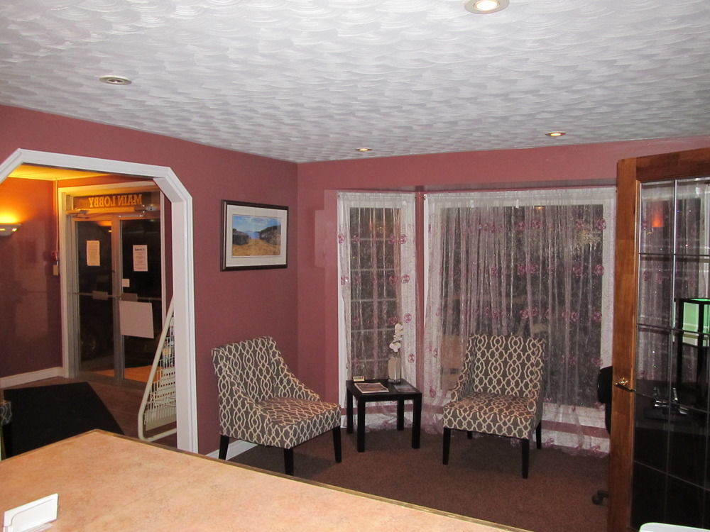 Restland Motel Clarenville Exterior photo
